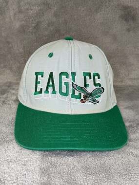 Vintage Philadelphia Eagles NFL Snapback Hat